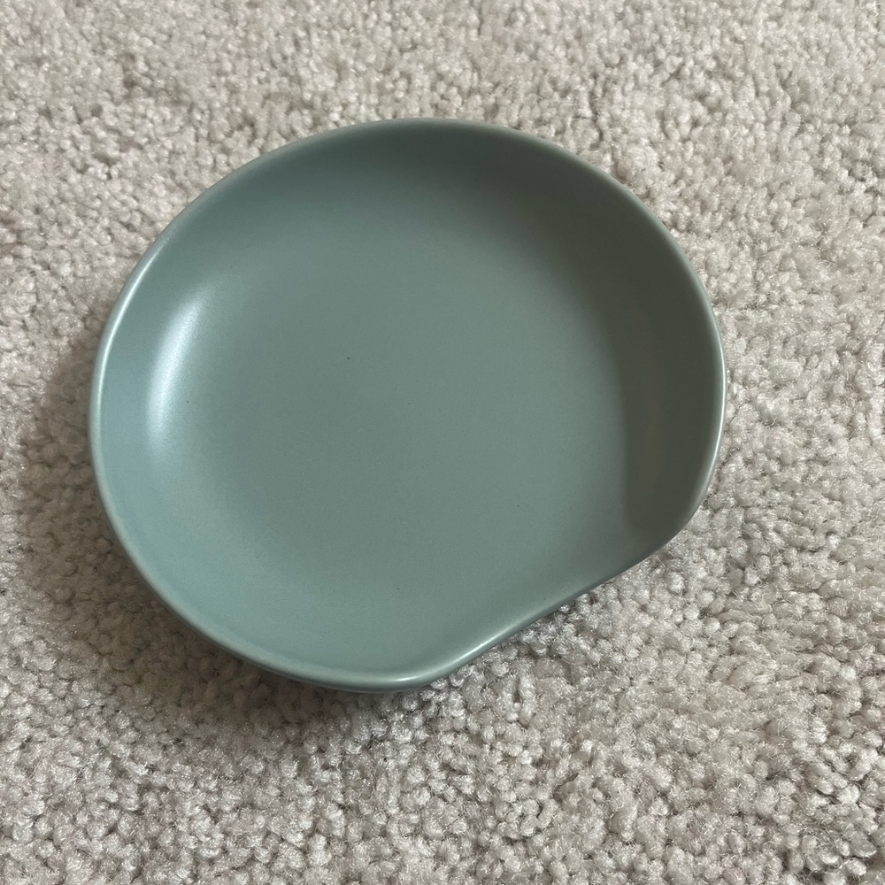 Elegant Green Ceramic Plate